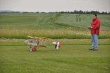 img00098