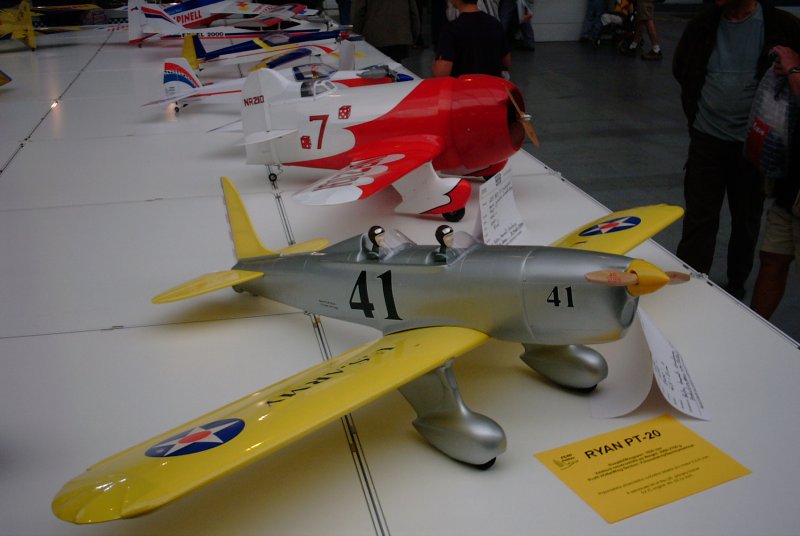 model-hobby-2003-043 