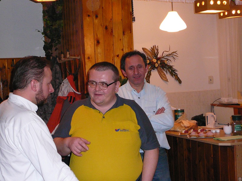 img00085