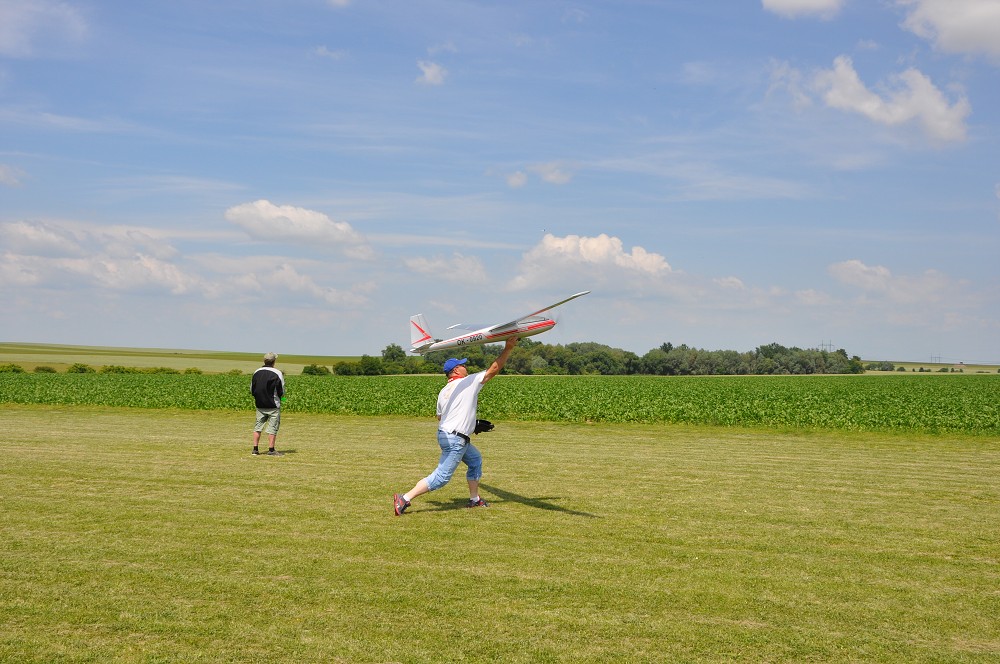 img00002.jpg