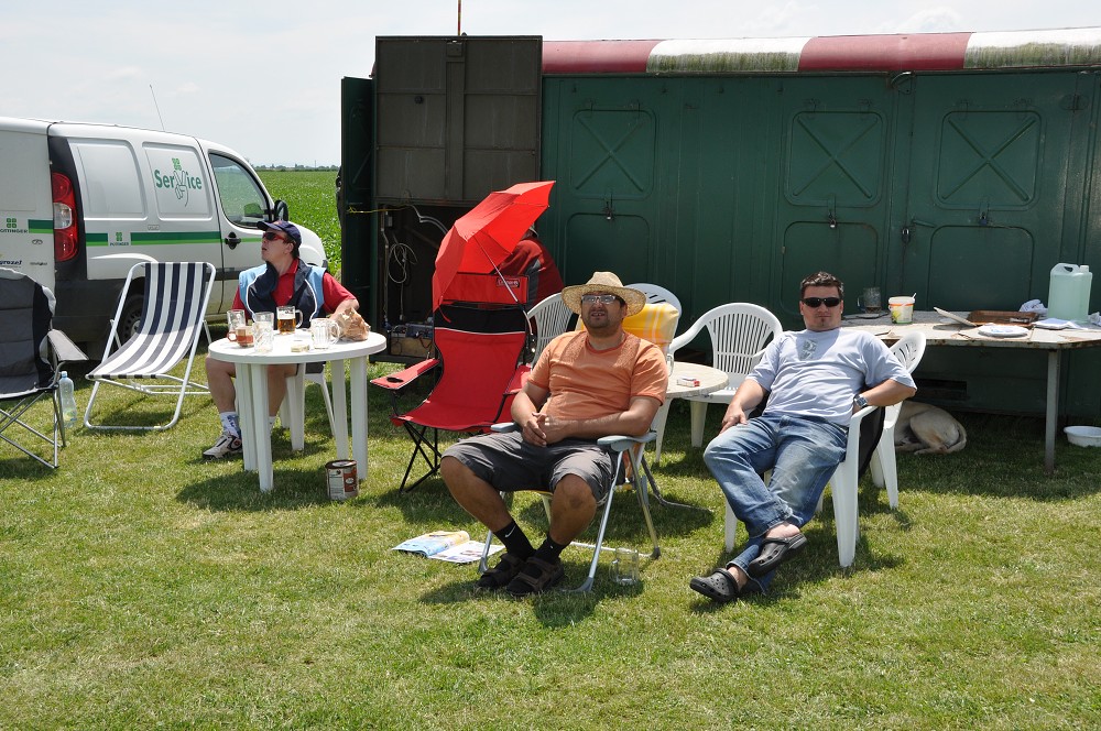 img00014.jpg